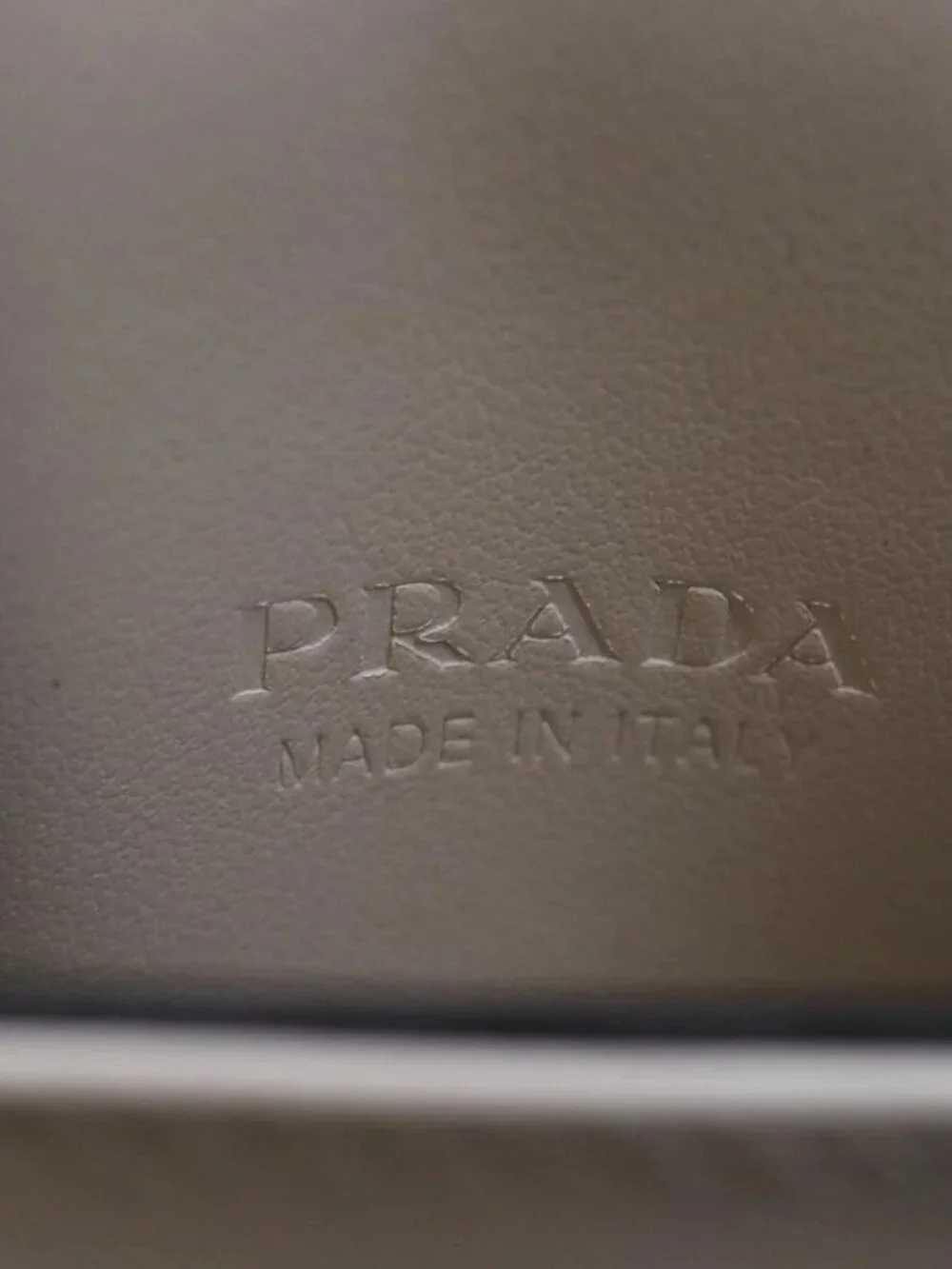 PRADA Cell Phone Case Patent leather White Auth 75214V
